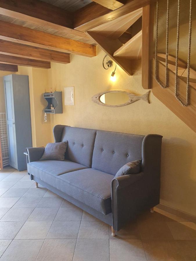 House Tuna Ustrine Екстериор снимка